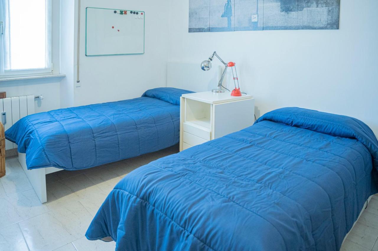 076 - Casa La Libreria, Centro Citta Di Chiavari, 500 Metri Da Mare E Spiagge - 2 Camere Da Letto Bagian luar foto
